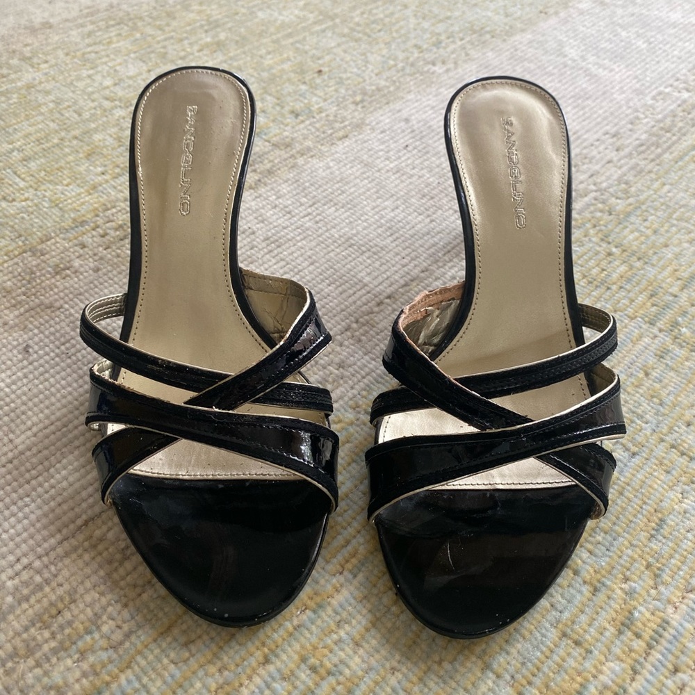 Black Bandolino kitten heels